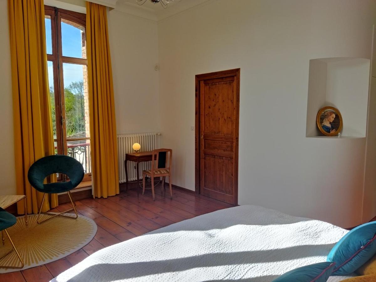 Domaine De La Tisnere Bed & Breakfast Gelos ภายนอก รูปภาพ