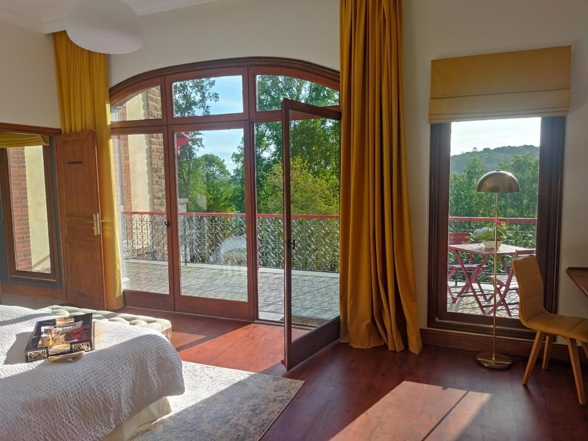 Domaine De La Tisnere Bed & Breakfast Gelos ภายนอก รูปภาพ