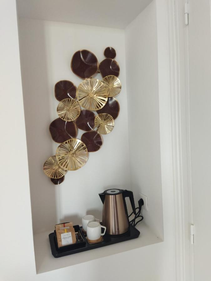 Domaine De La Tisnere Bed & Breakfast Gelos ภายนอก รูปภาพ