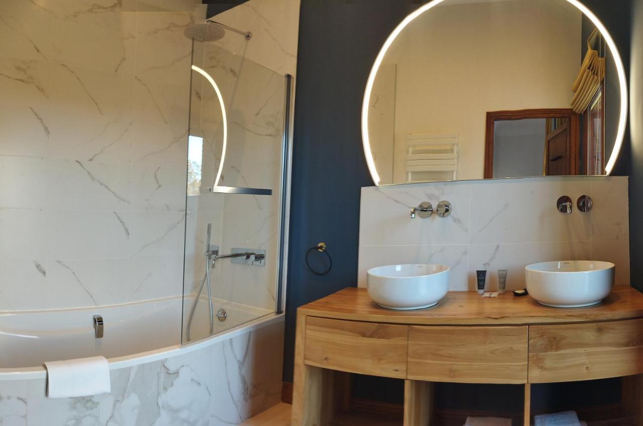 Domaine De La Tisnere Bed & Breakfast Gelos ภายนอก รูปภาพ